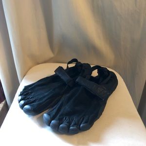 Vibram Five Fingers KSO Trek